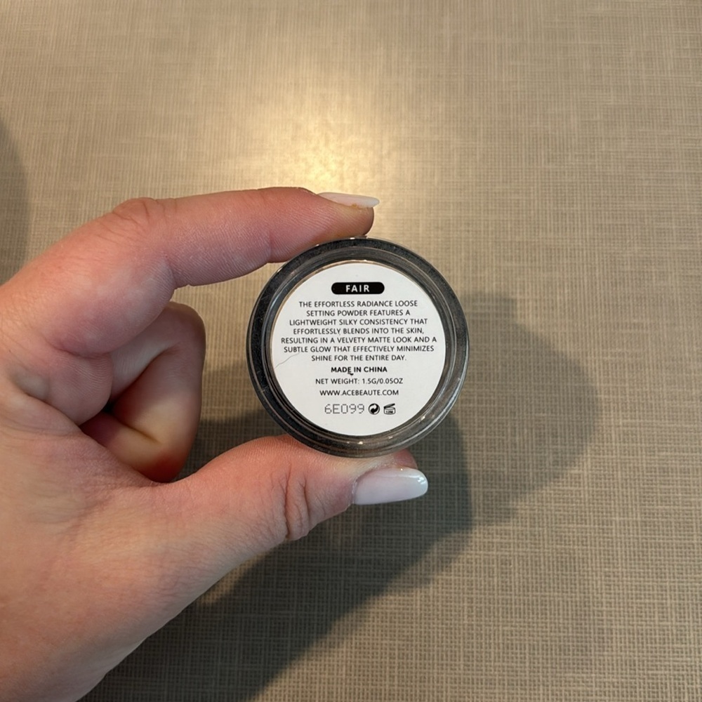 Ace Beaute Setting powder - Picture 2 of 3